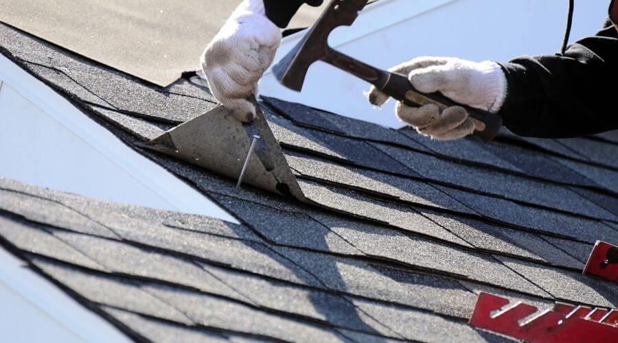 Professional gutter cleaning in Globe, AZ
